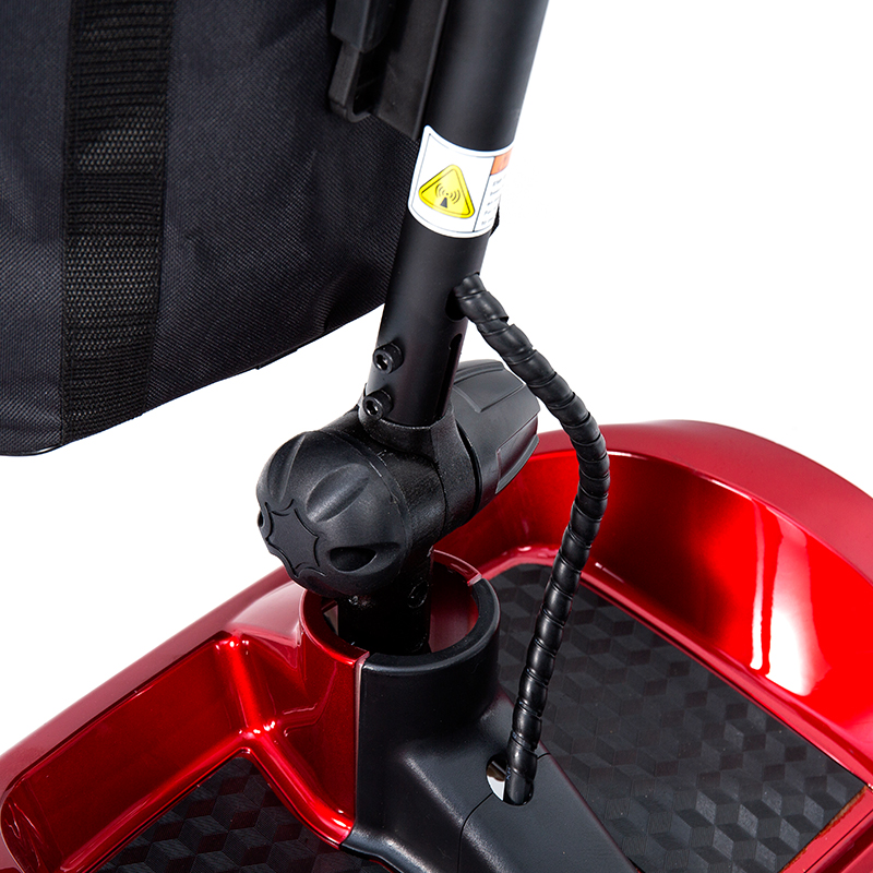 YL-02 SCOOTER 4-WHEELWIGHT 4-WHEELWILITY لكبار السن ، ويضم مقعد دوار 360 درجة